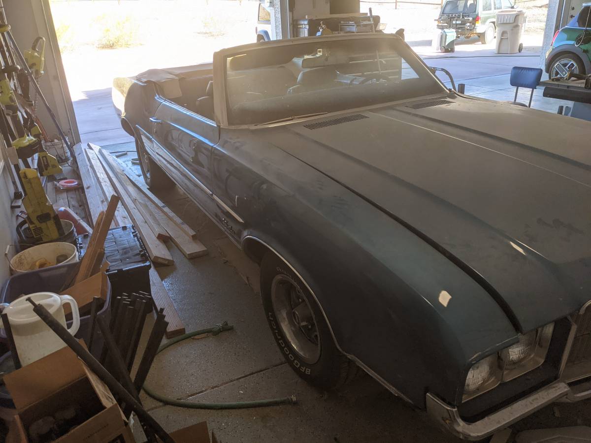 Cutlass-supreme-1971-blue-4