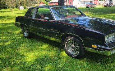 Cutlass-supreme-1984-black-2