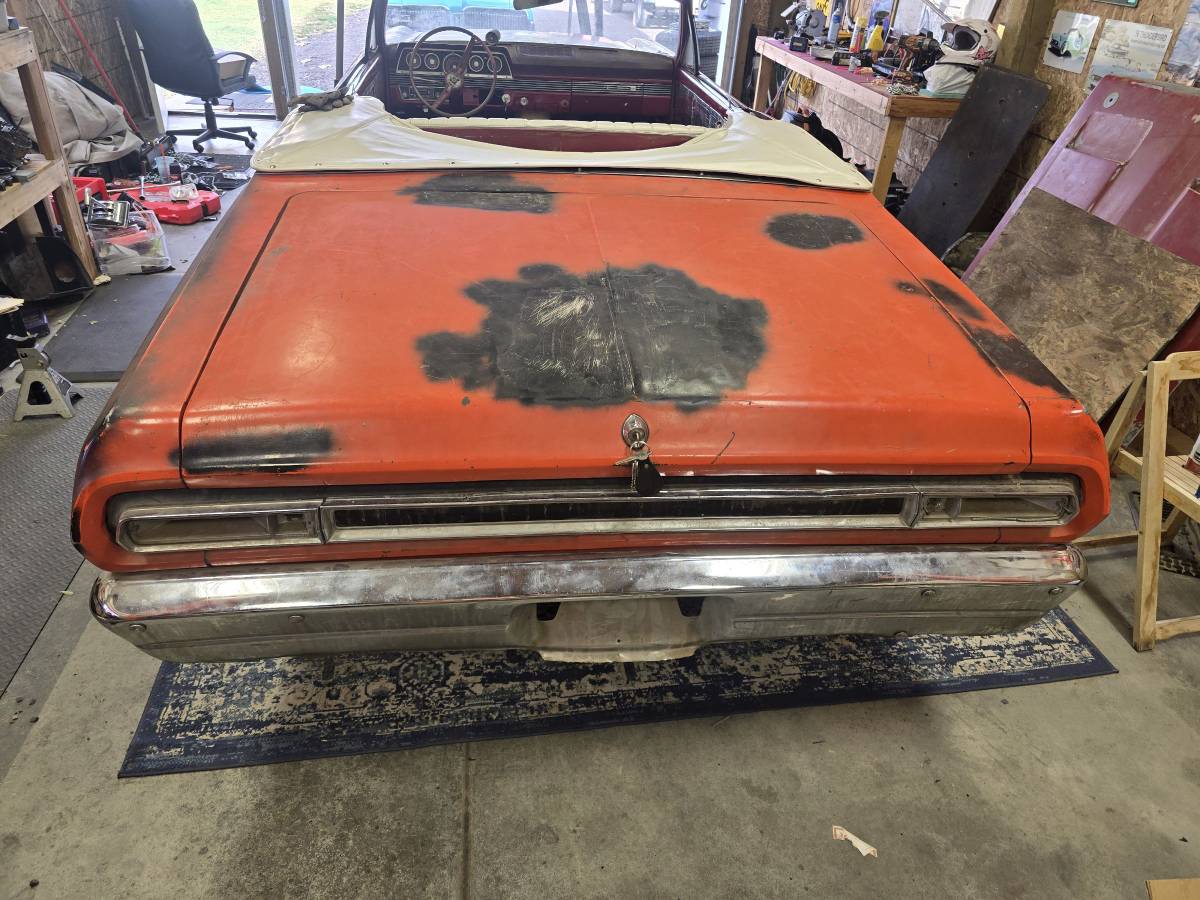 Cyclone-gt-convertible-pace-car-1966-red-8