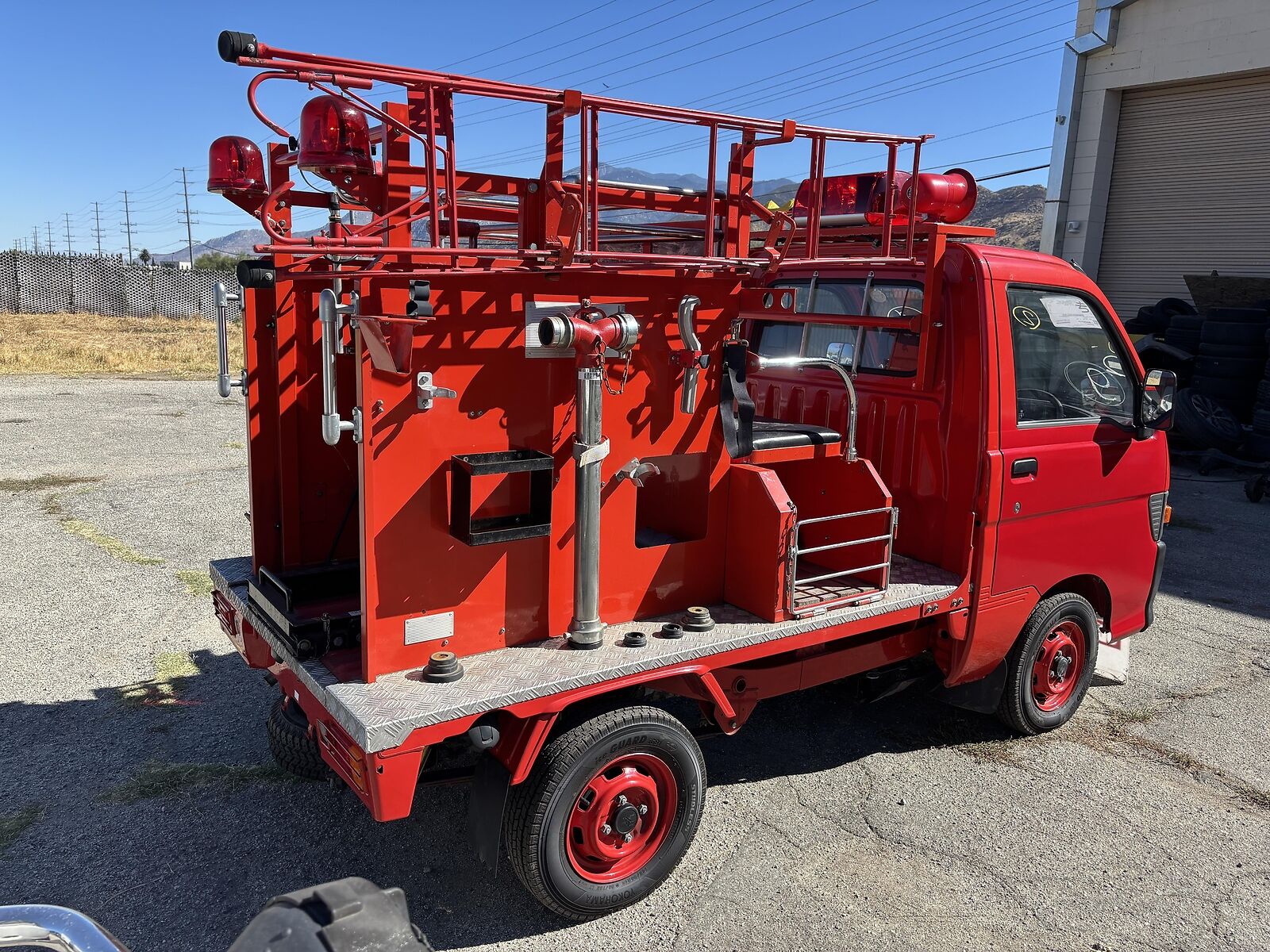 Daihatsu-Hijet-1994-Fire-truck-10