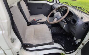 Daihatsu-hijet-1994-white-2