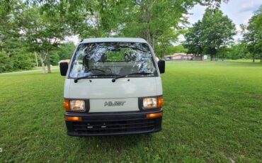 Daihatsu-hijet-1994-white-5