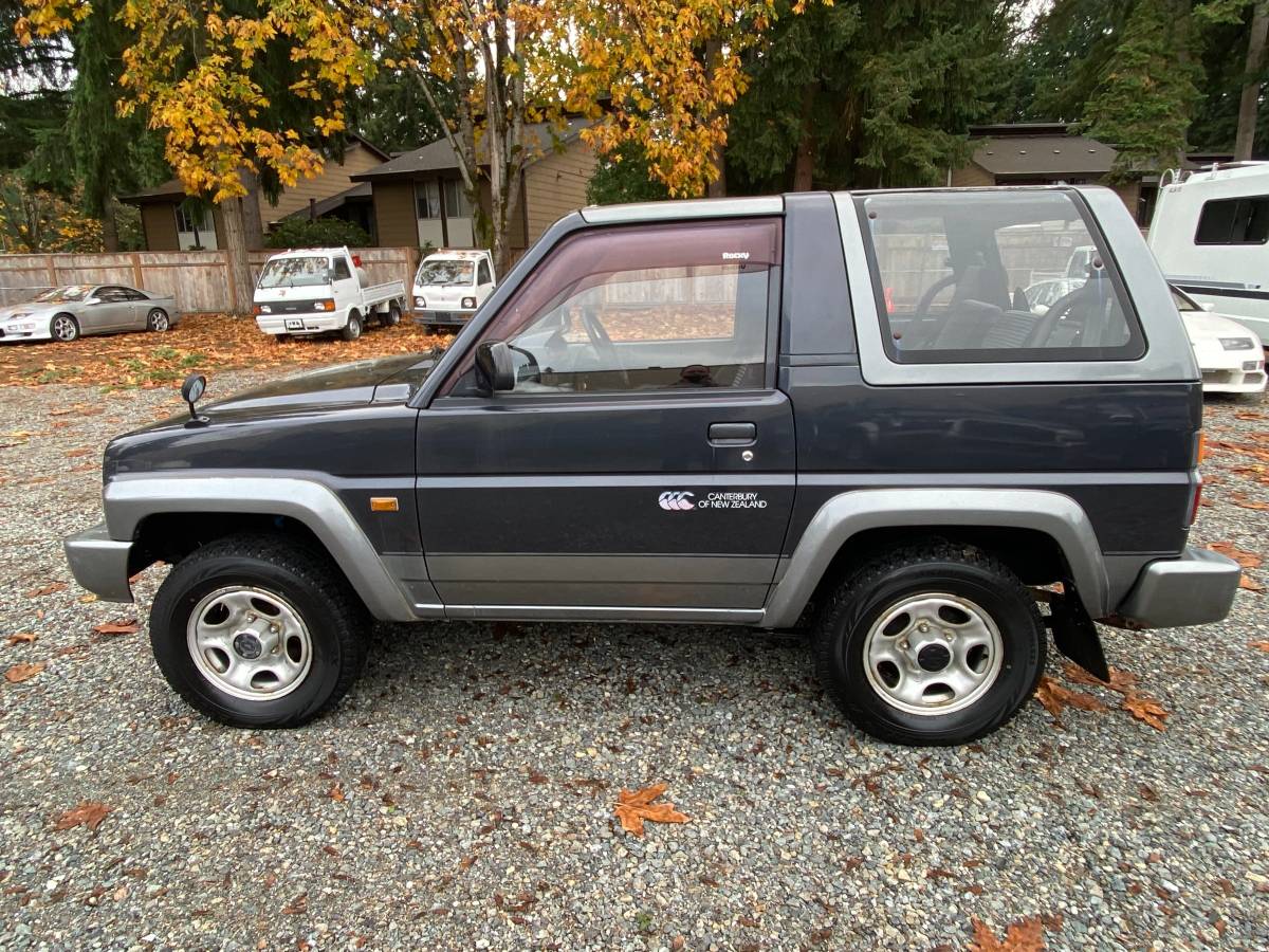 Daihatsu-rocky-1995-grey-5