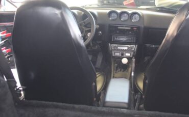 Datson-260z-1976-14