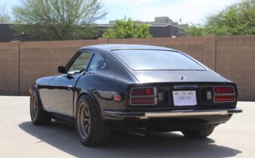 Datson-260z-1976-6