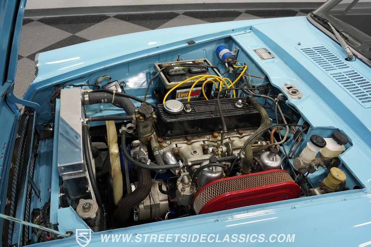 Datsun-1600-1970-Convertible-3