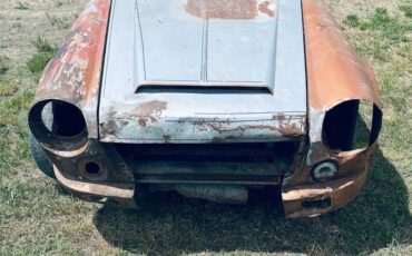 Datsun-1600-roadster-1968-brown-1