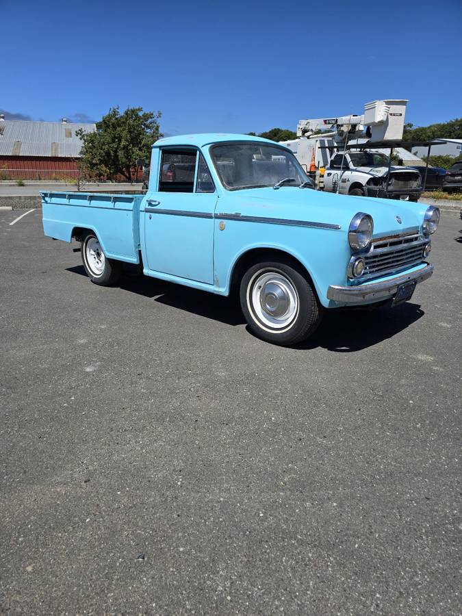 Datsun-1965-blue-14