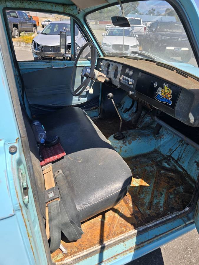 Datsun-1965-blue-17