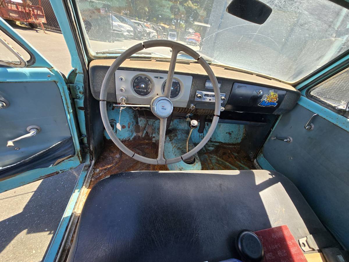 Datsun-1965-blue-2