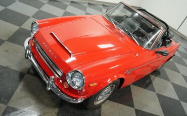 Datsun-2000-1969-Red-Black-27