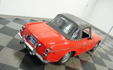 Datsun-2000-1969-Red-Black-33
