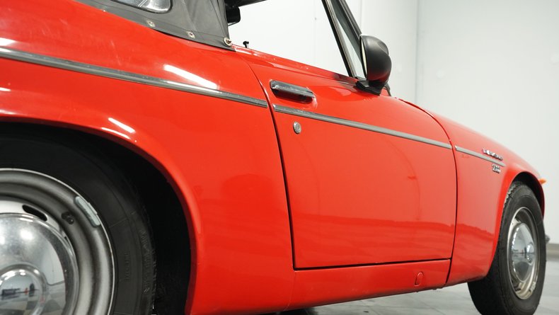 Datsun-2000-1969-Red-Black-35