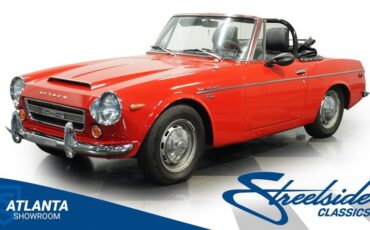 Datsun-2000-1969-Red-Black