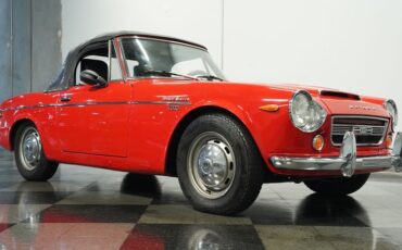 Datsun-2000-1969-Red-Black-38