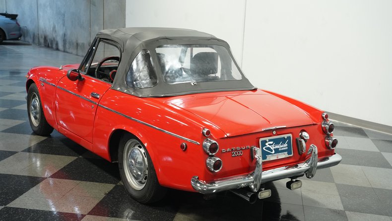 Datsun-2000-1969-Red-Black-41