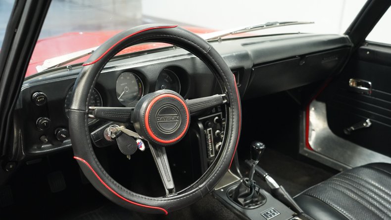 Datsun-2000-1969-Red-Black-43