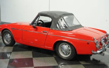 Datsun-2000-1969-Red-Black-5