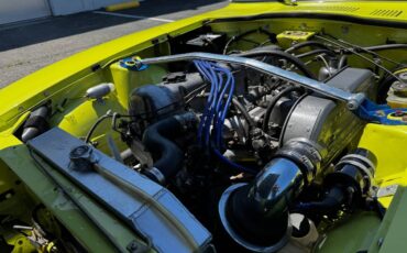 Datsun-240z-1971-yellow-2