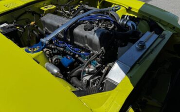 Datsun-240z-1971-yellow-3