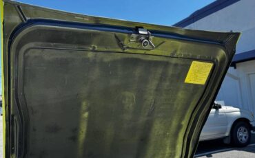 Datsun-240z-1971-yellow-5