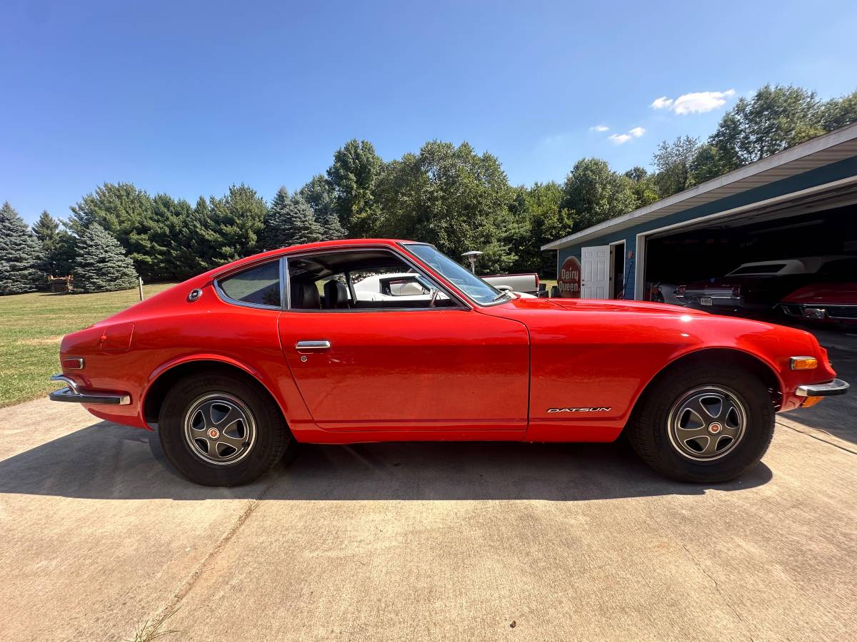 Datsun-240z-1972-orange