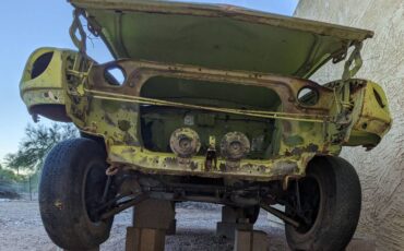 Datsun-240z-1972-yellow-1