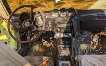 Datsun-240z-1972-yellow-2