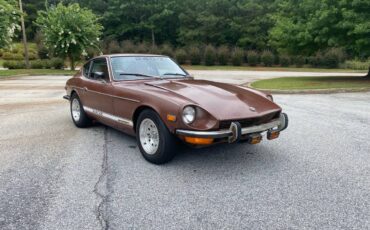Datsun-240z-1973-brown-14
