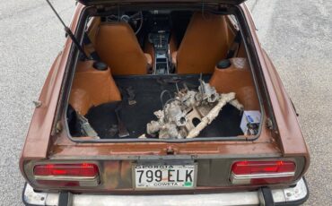 Datsun-240z-1973-brown-4