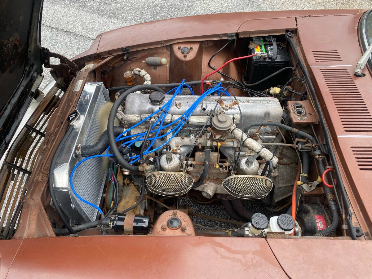 Datsun-240z-1973-brown-6