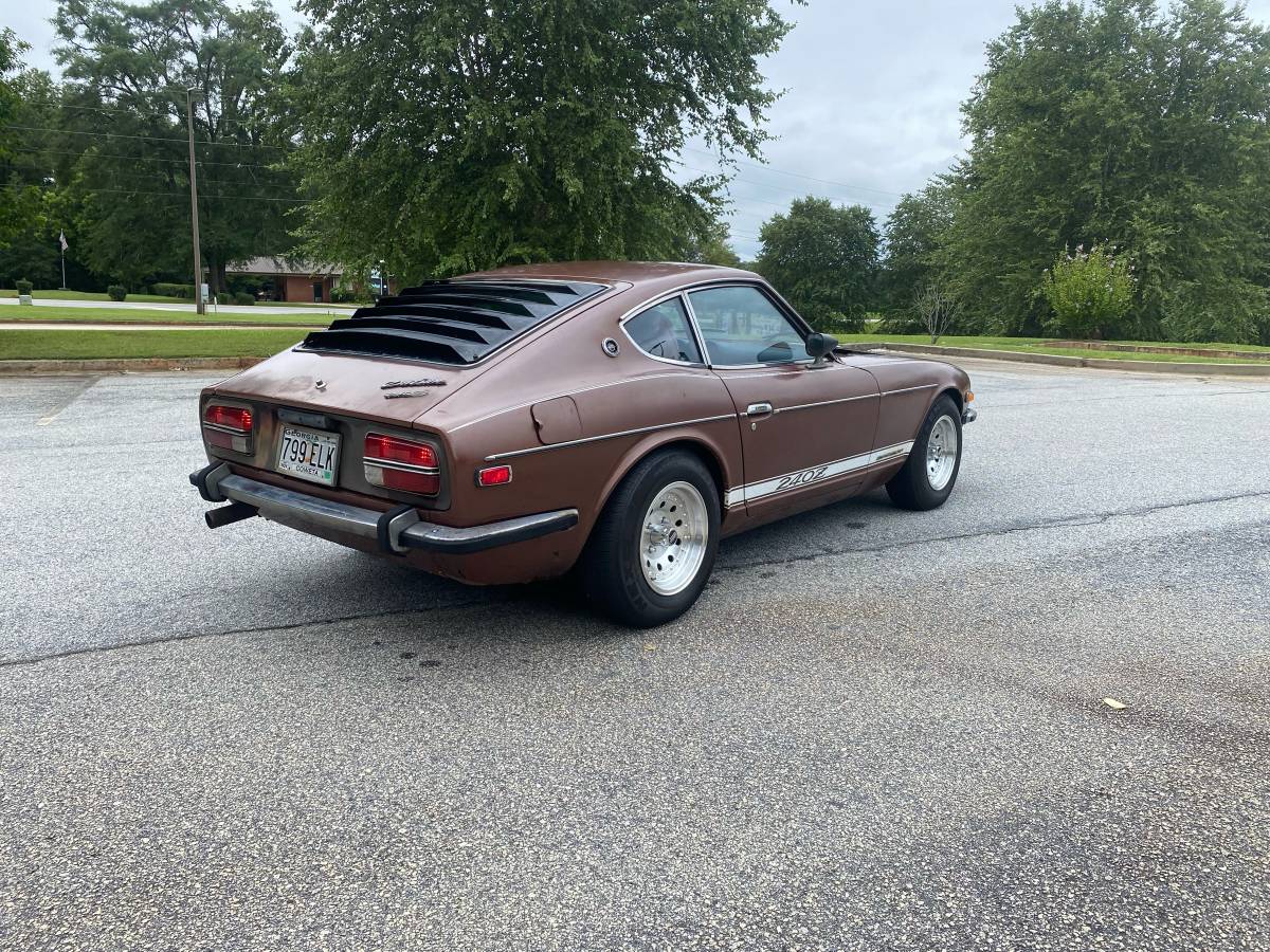 Datsun-240z-1973-brown-7