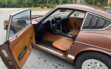 Datsun-240z-1973-brown-9