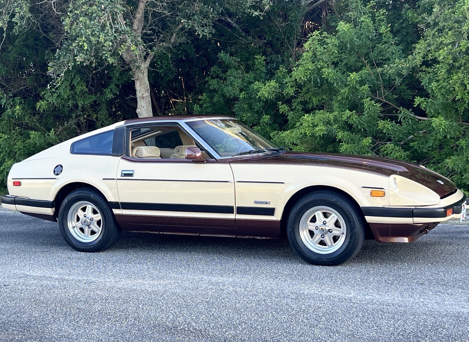 Datsun-280-ZX-1982-Coupe-1