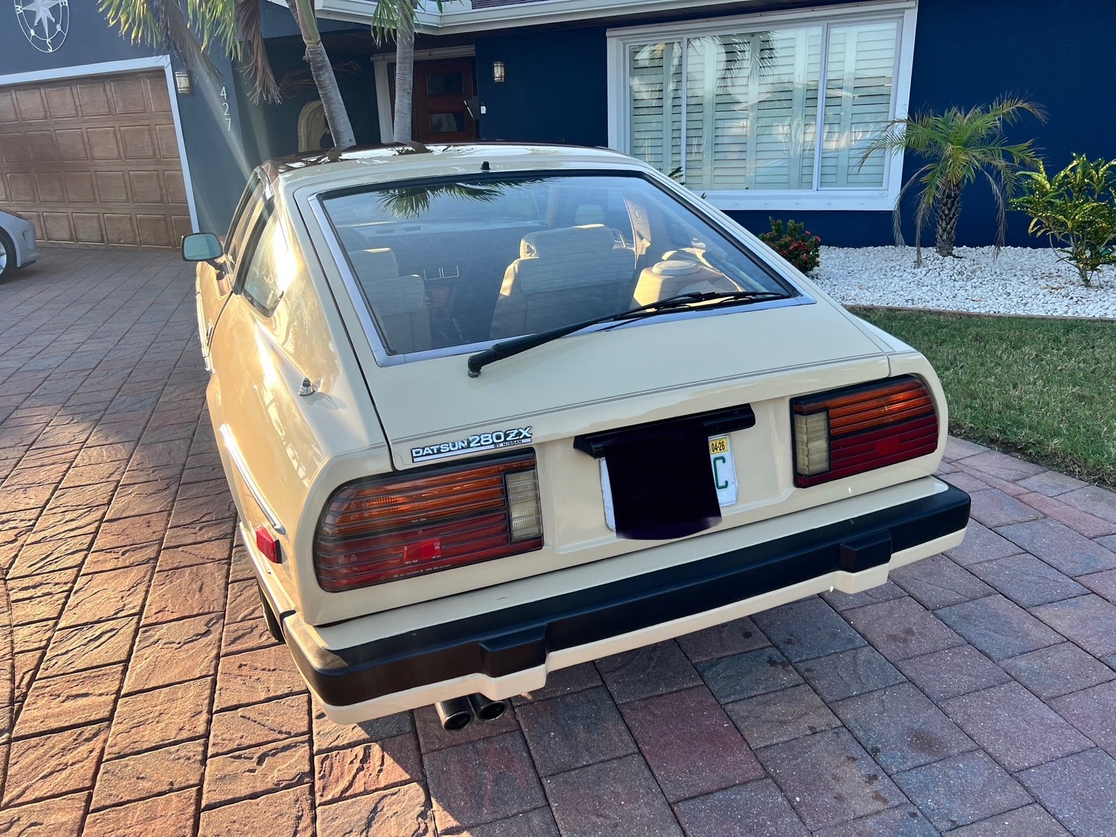 Datsun-280-ZX-1982-Coupe-12