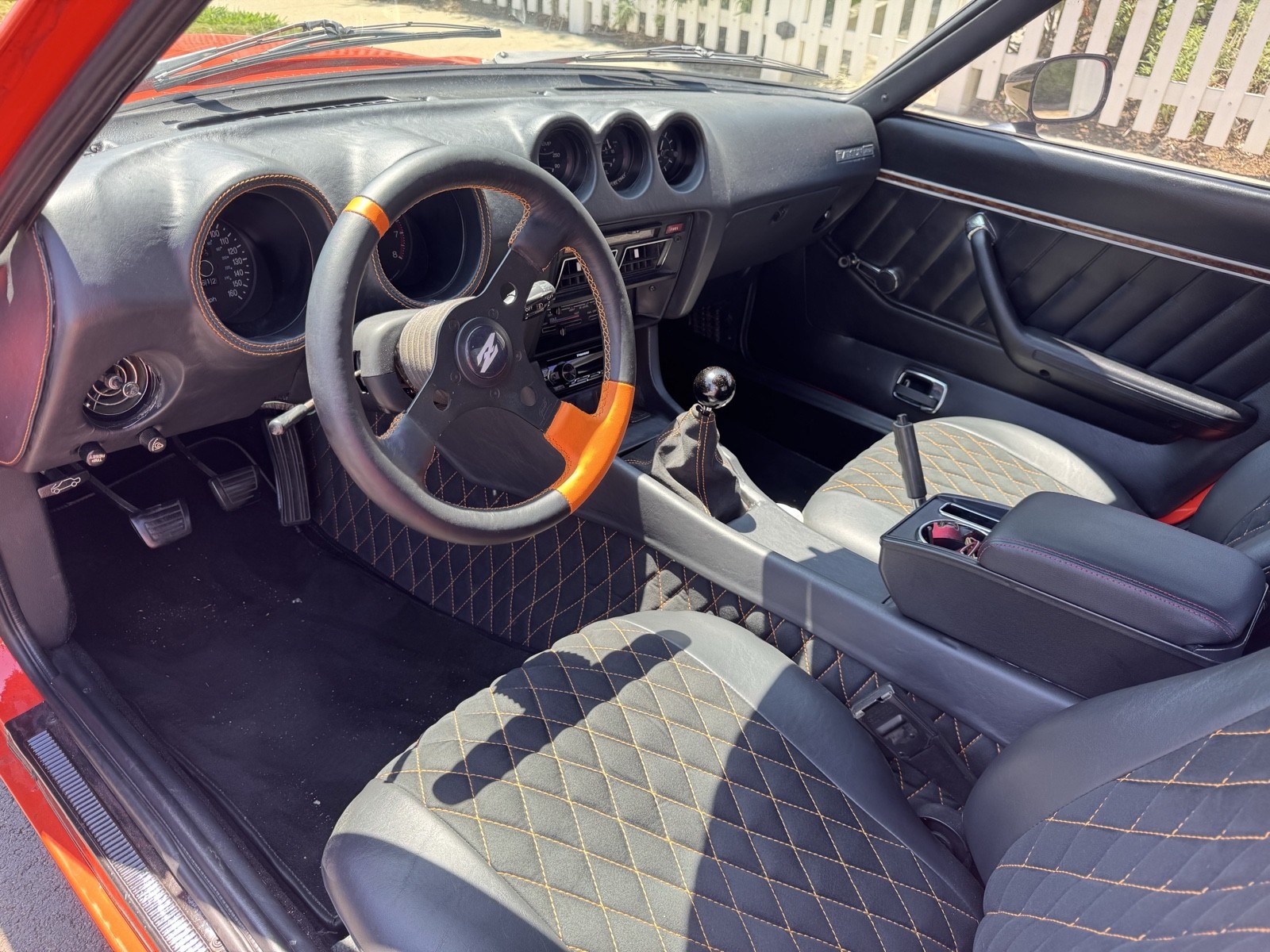 Datsun-280Z-1976-14