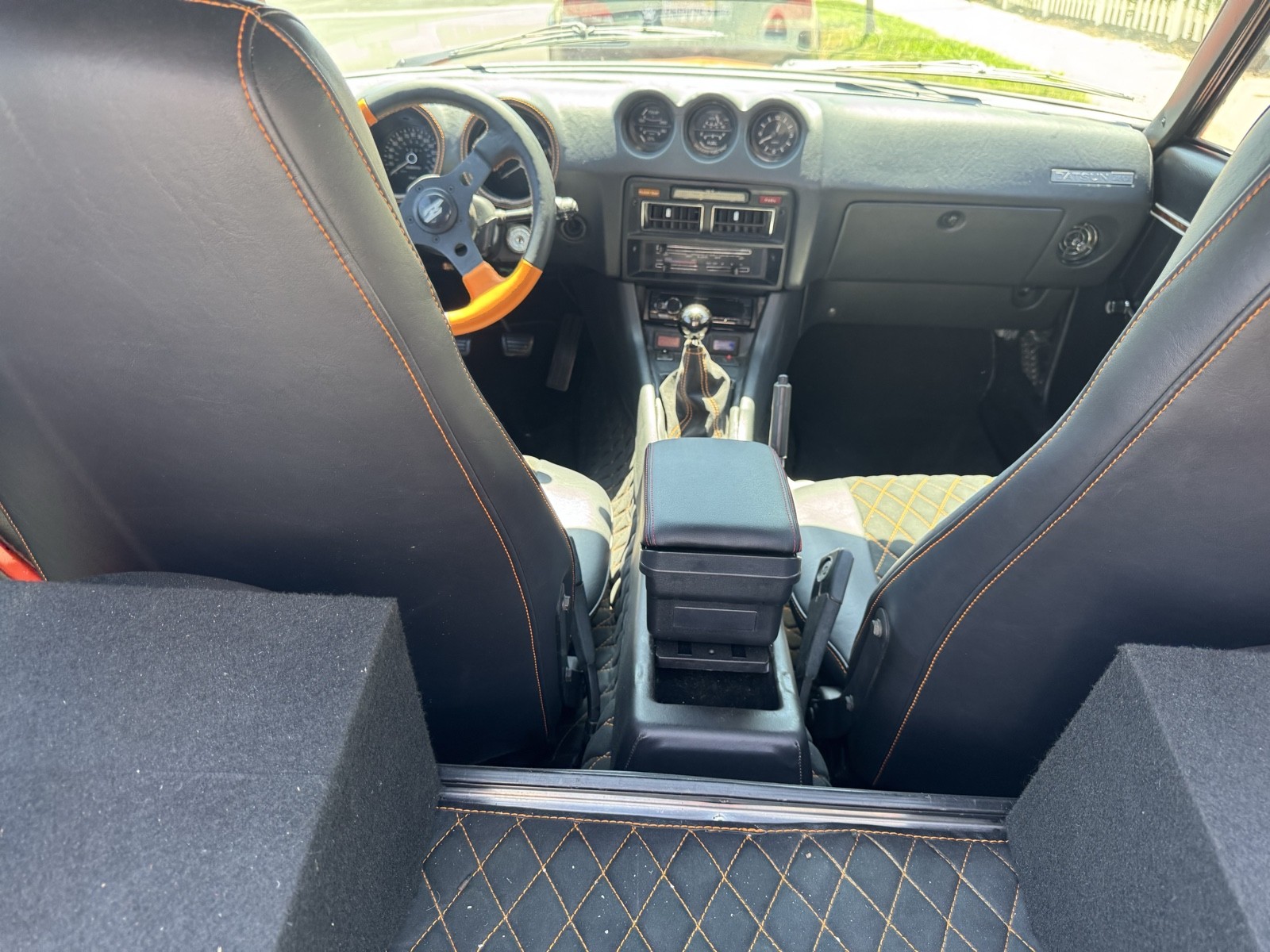 Datsun-280Z-1976-22
