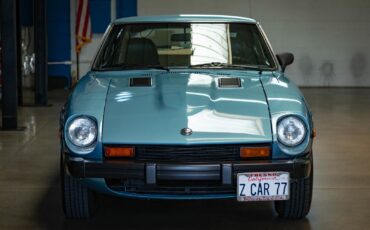 Datsun-280Z-5-spd-Coupe-1977-2-Door-Coupe-12
