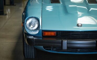 Datsun-280Z-5-spd-Coupe-1977-2-Door-Coupe-13