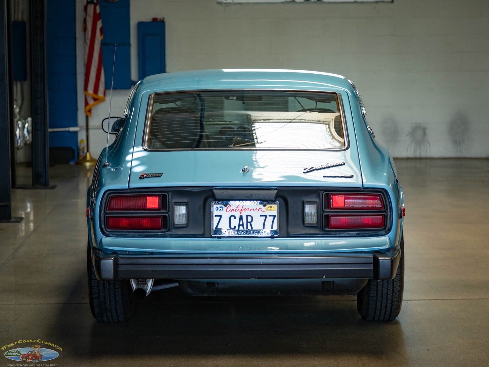 Datsun-280Z-5-spd-Coupe-1977-2-Door-Coupe-16