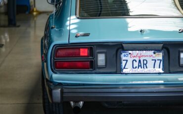 Datsun-280Z-5-spd-Coupe-1977-2-Door-Coupe-17