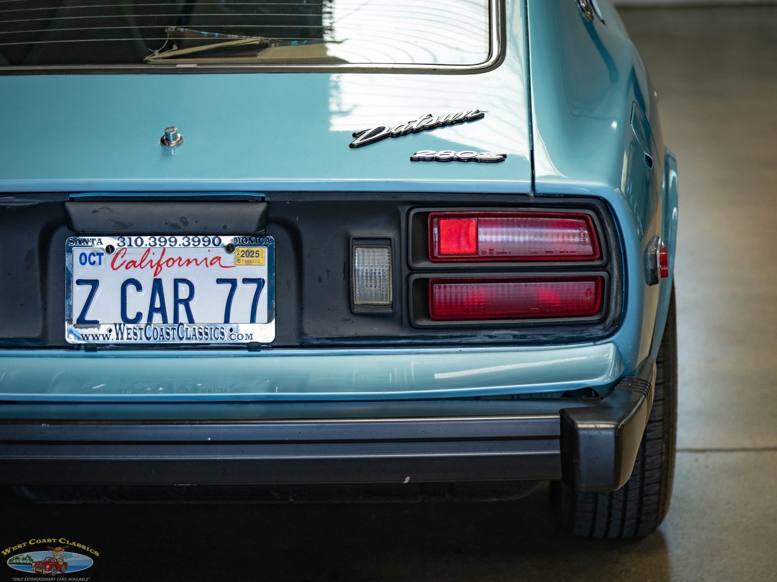 Datsun-280Z-5-spd-Coupe-1977-2-Door-Coupe-19