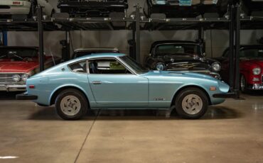 Datsun-280Z-5-spd-Coupe-1977-2-Door-Coupe-2