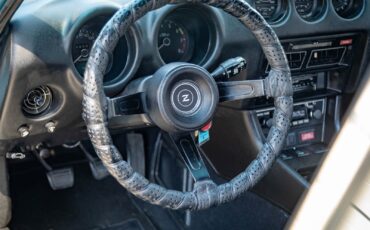 Datsun-280Z-5-spd-Coupe-1977-2-Door-Coupe-34