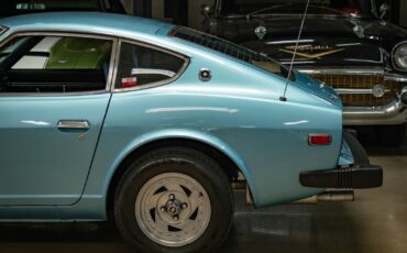Datsun-280Z-5-spd-Coupe-1977-2-Door-Coupe-6