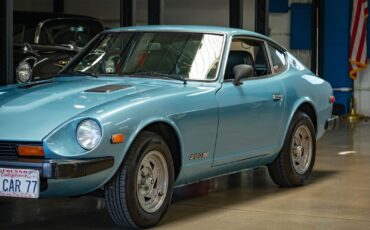Datsun-280Z-5-spd-Coupe-1977-2-Door-Coupe-8