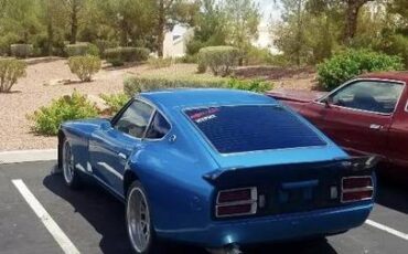 Datsun-280z-1975