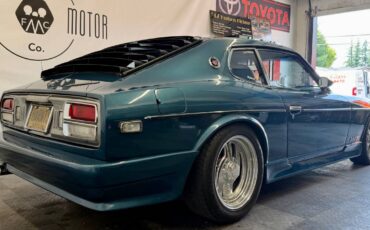 Datsun-280zx-1976-custom-2