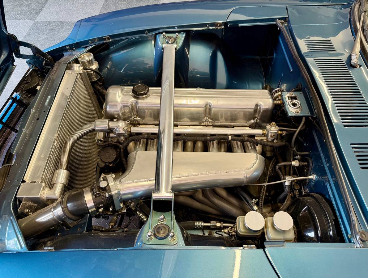 Datsun-280zx-1976-custom-23