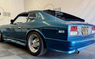 Datsun-280zx-1976-custom-4